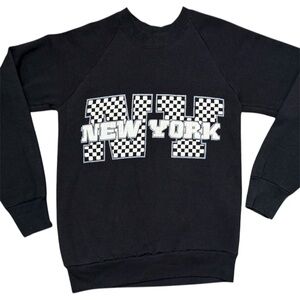 Vintage 90’s New York Black White Checkered Graphic Long Sleeve Sweatshirt Small